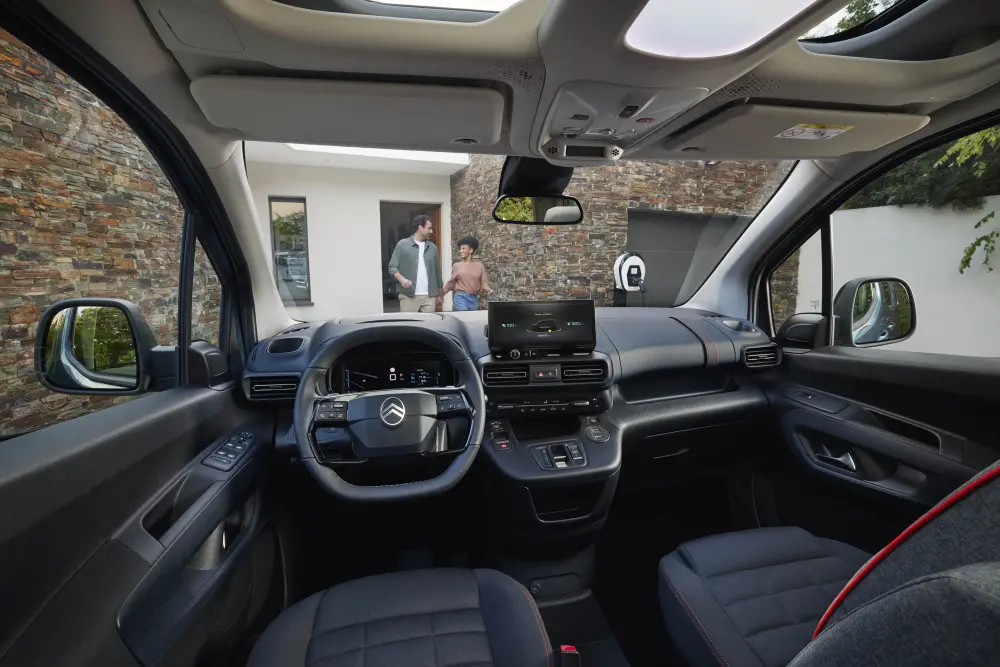 Yeni Citroen Berlingo iç tasarımı