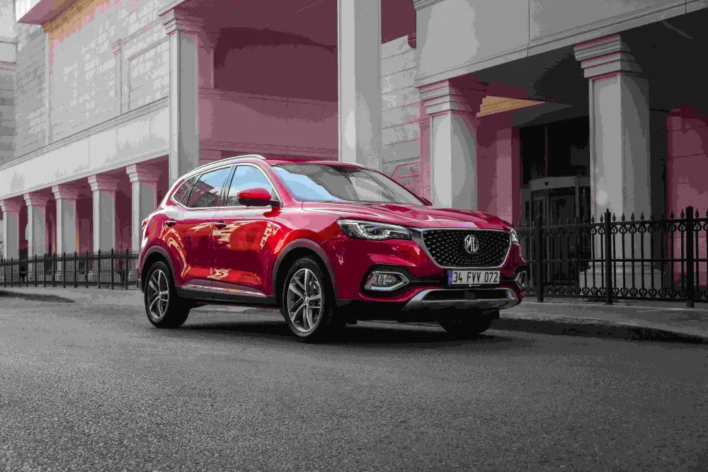 MG HS