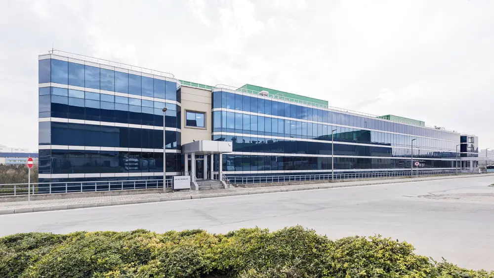 mercedes-benz-fabrika