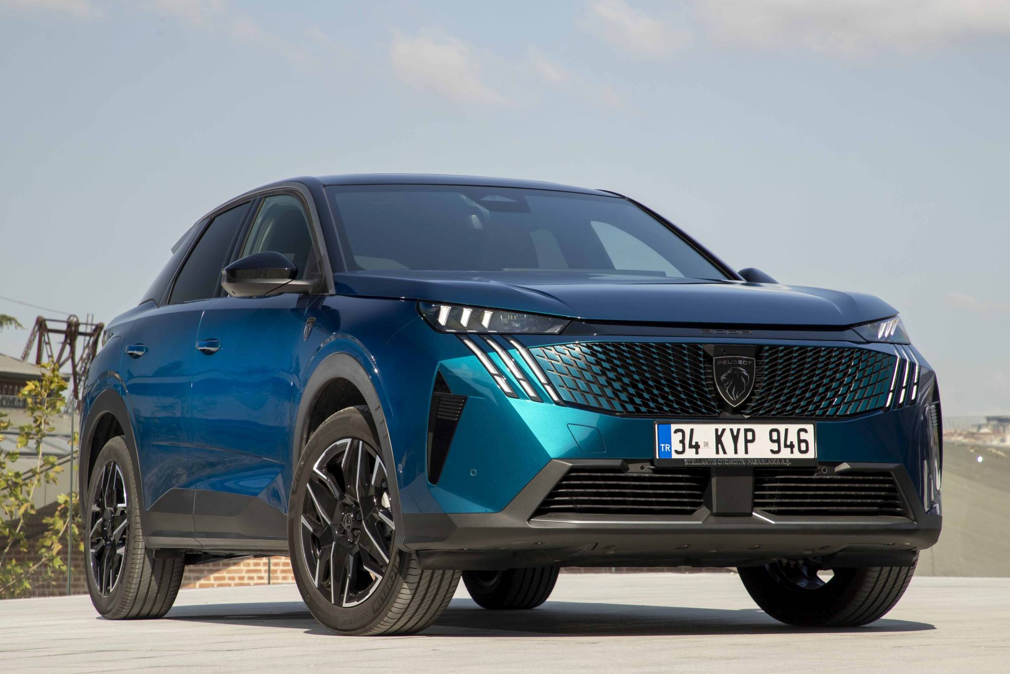 PEUGEOT 3008